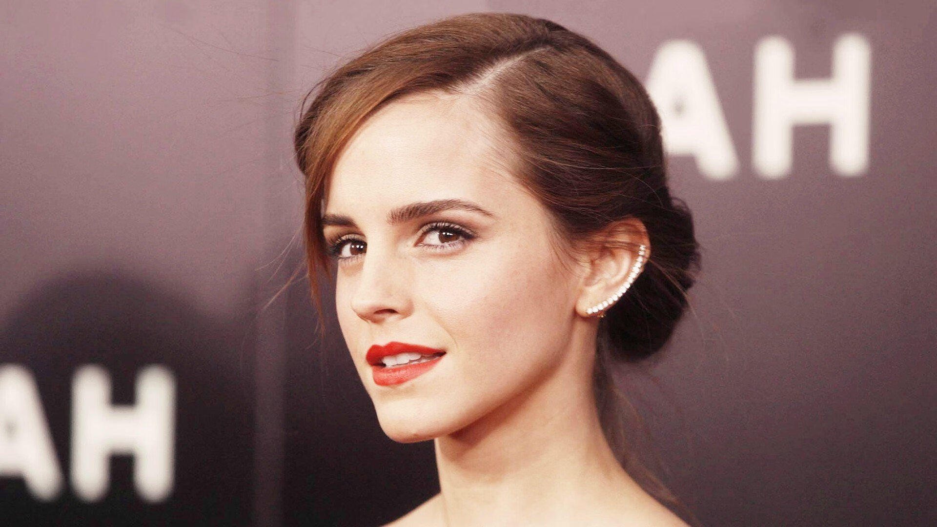 国内职业足球比赛赛程激烈，球员们拼尽全力，中国职业足球联赛有哪些