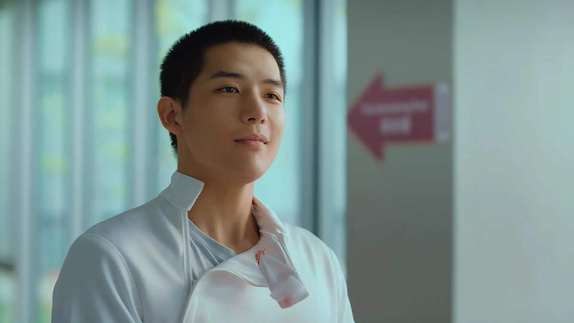 吉尔吉斯斯坦男篮在非洲锦标赛上拼搏，期待突破，吉尔吉斯斯坦 男旗手