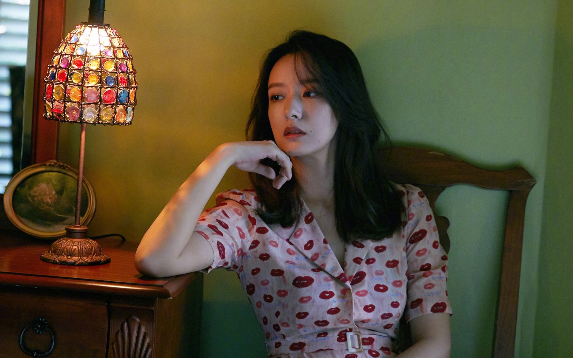 九游娱乐官网 (JIUYOU)-场外花絮曝光运动员与粉丝互动场面温馨引发大量转发，运动员场景