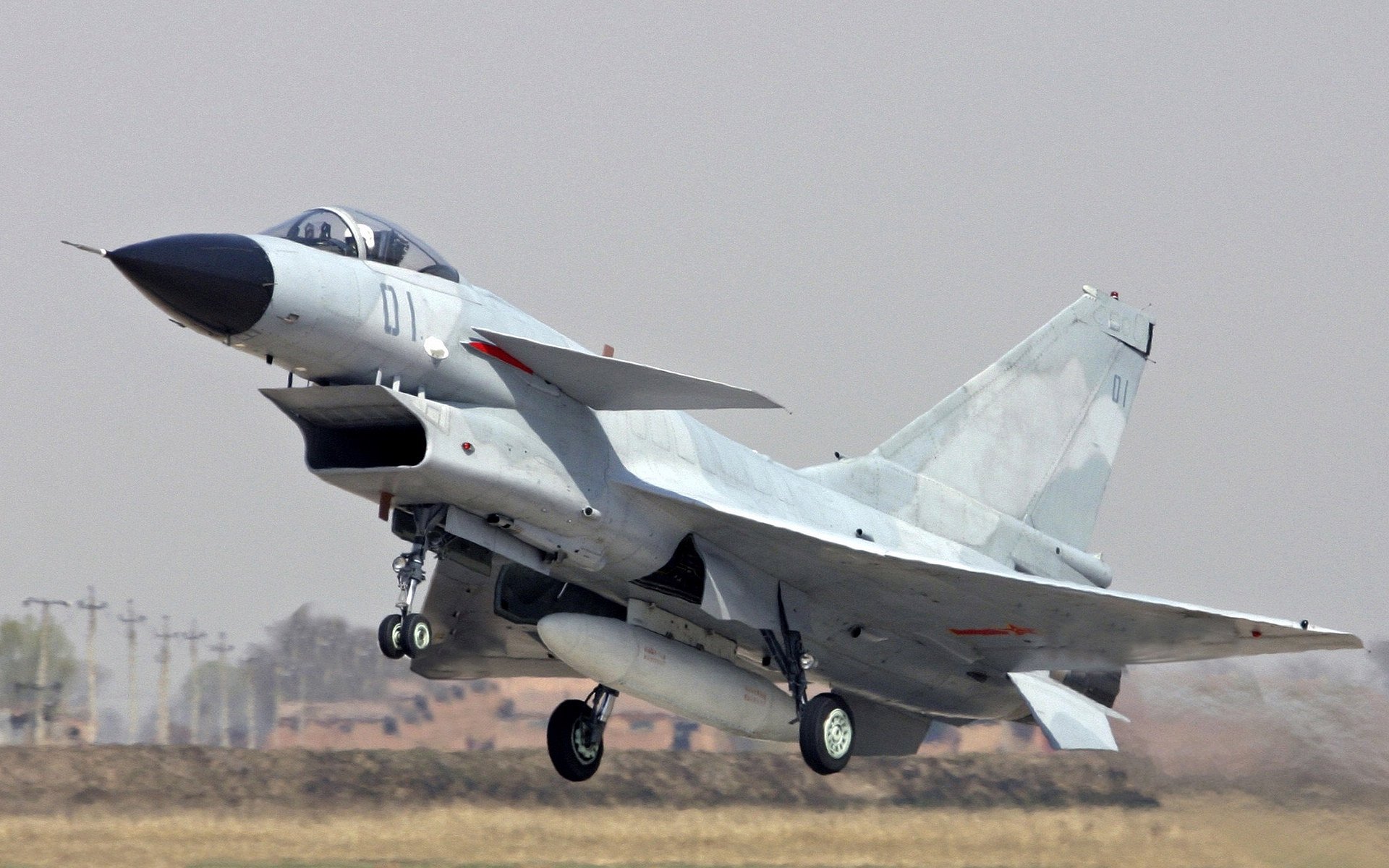 九游游戏中心-米兰双雄奋勇拼搏，意甲争冠局势紧张